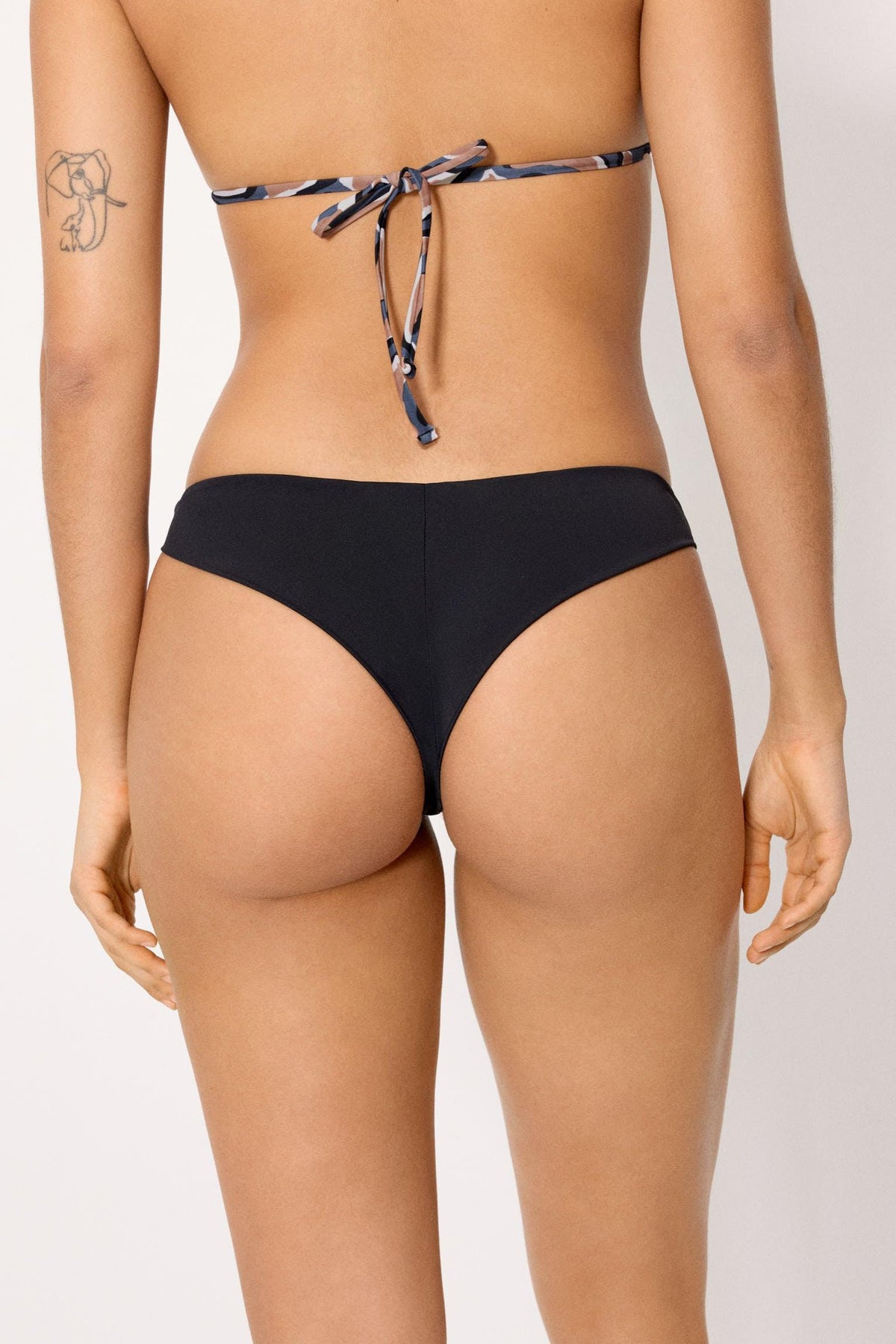 Bikini brasileño negro