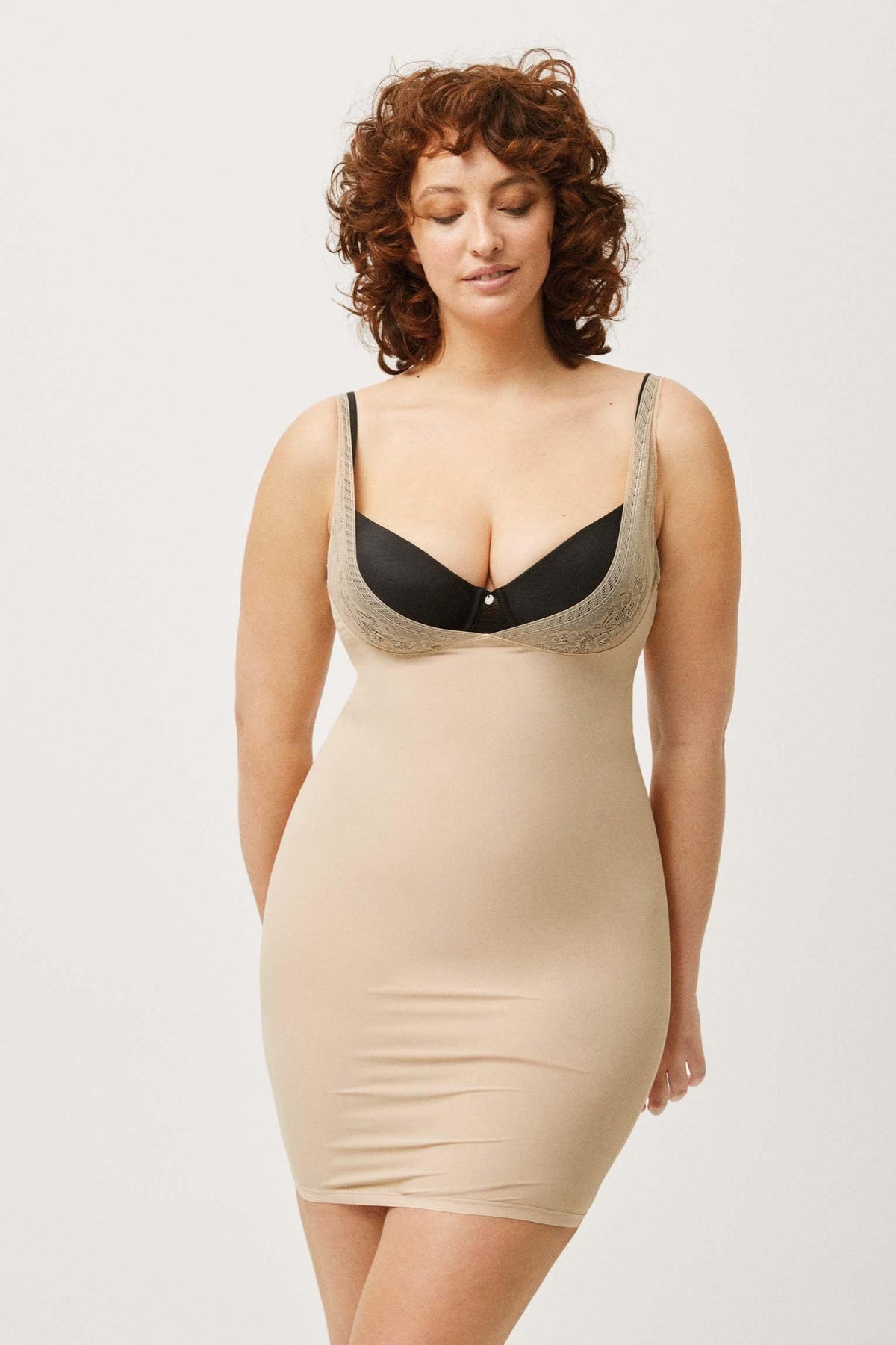 Dress-up reductor nude
