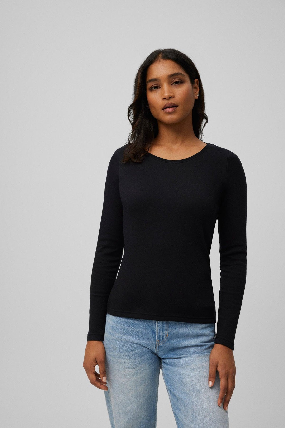 Camiseta térmica ligera de algodón manga larga cuello redondo negra
