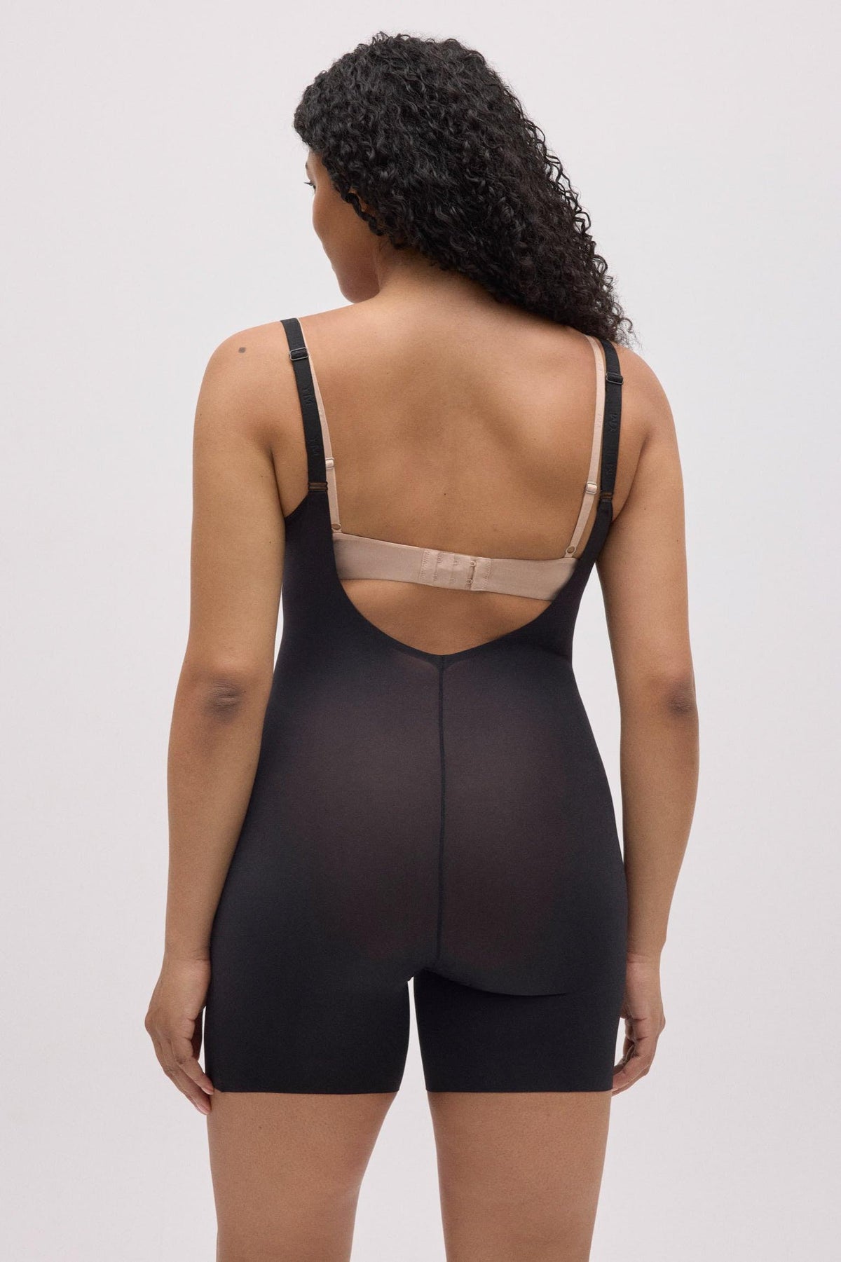 Body-up reductor con abertura acabados invisibles negro