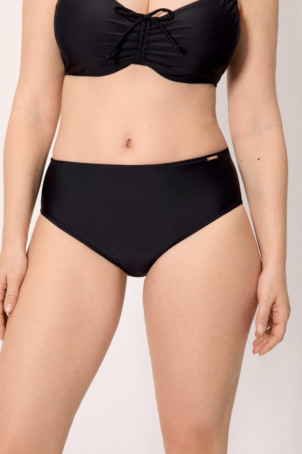 Bikini reductor de cintura alta negro