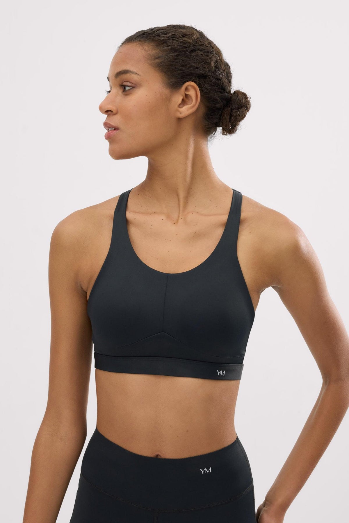 Sostén deportivo Compressive de alto impacto con tirantes ajustables color negro