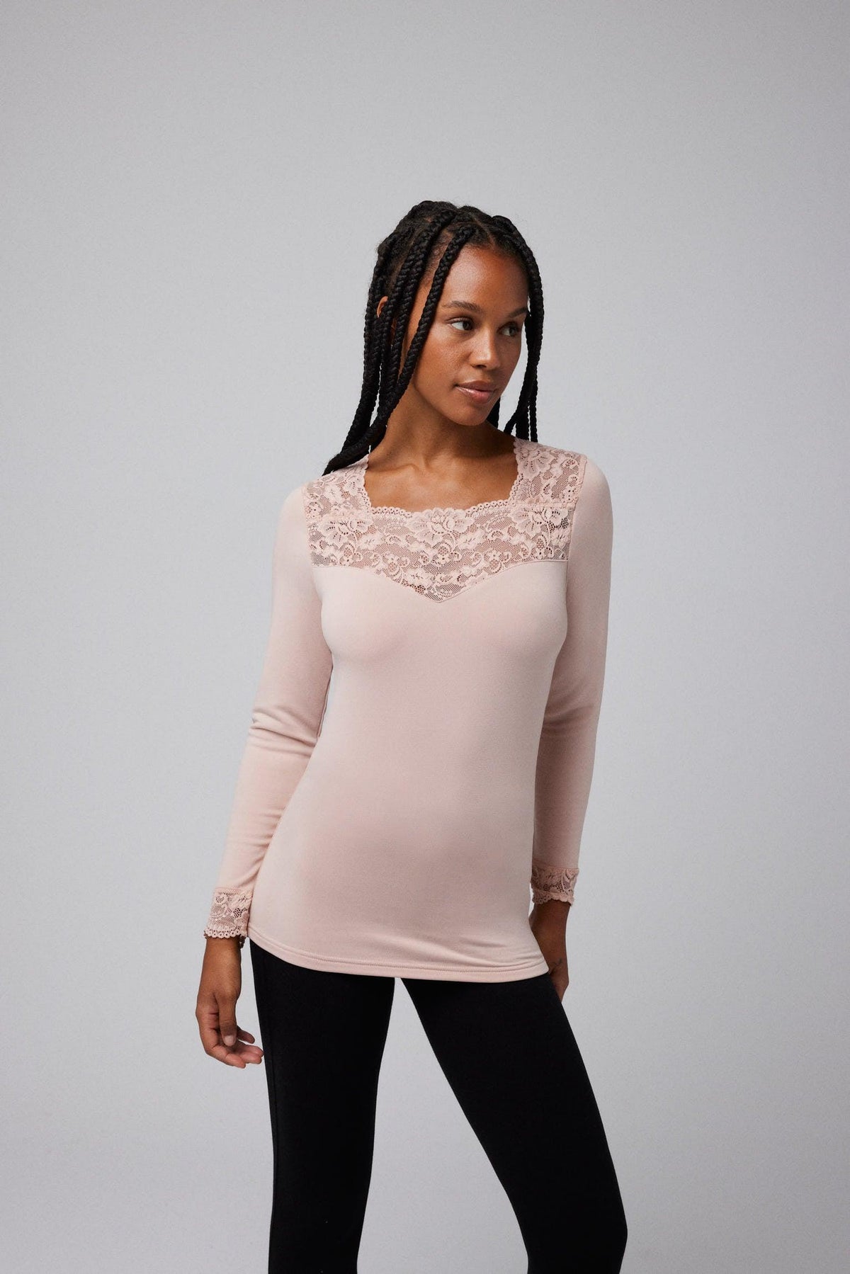 Camiseta Térmica de Encaje Manga Larga Color Nude