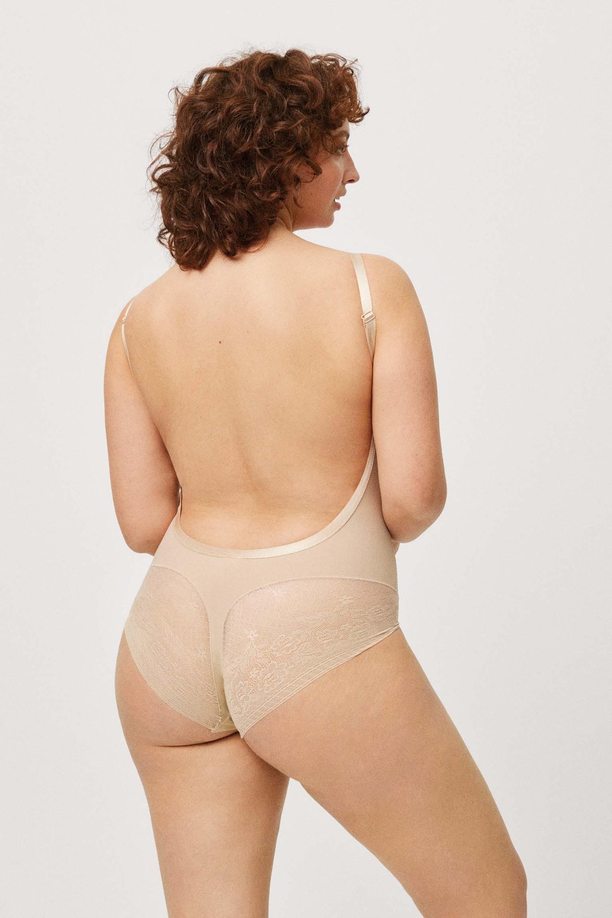 Body reductor con varillas y espalda descubierta nude