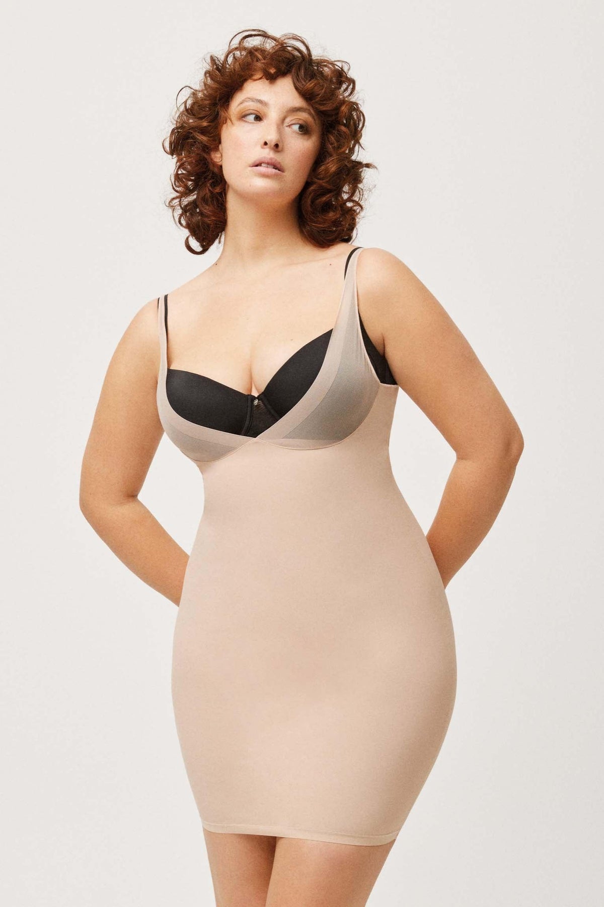 Dress-up reductor nude