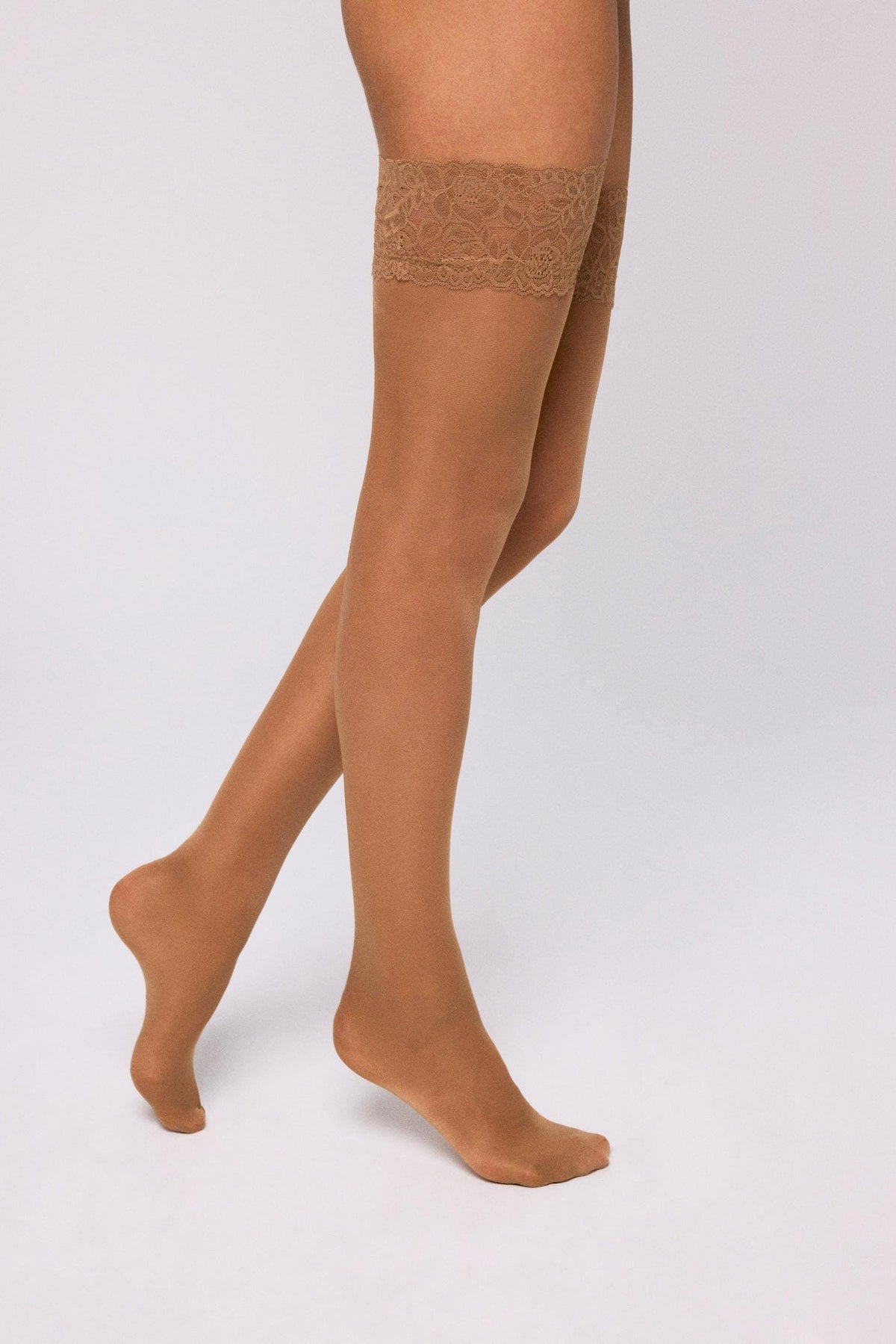 Media con liga de encaje 40 den beige
