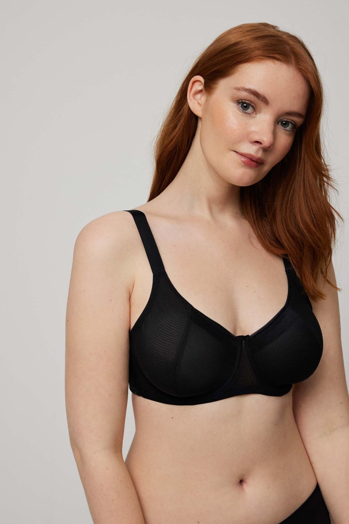 Brasier reductor con espalda anatómica y reforzada negro