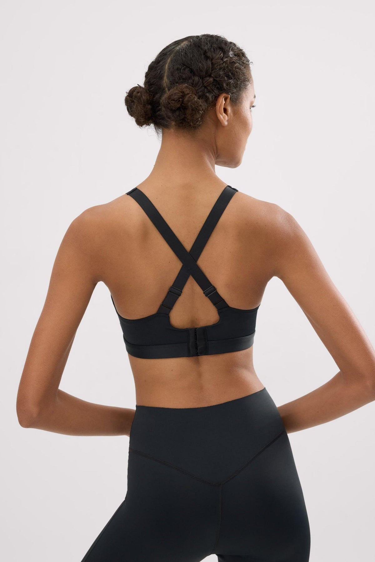 Sujetador deportivo Compressive alto impacto tirantes regulables negro