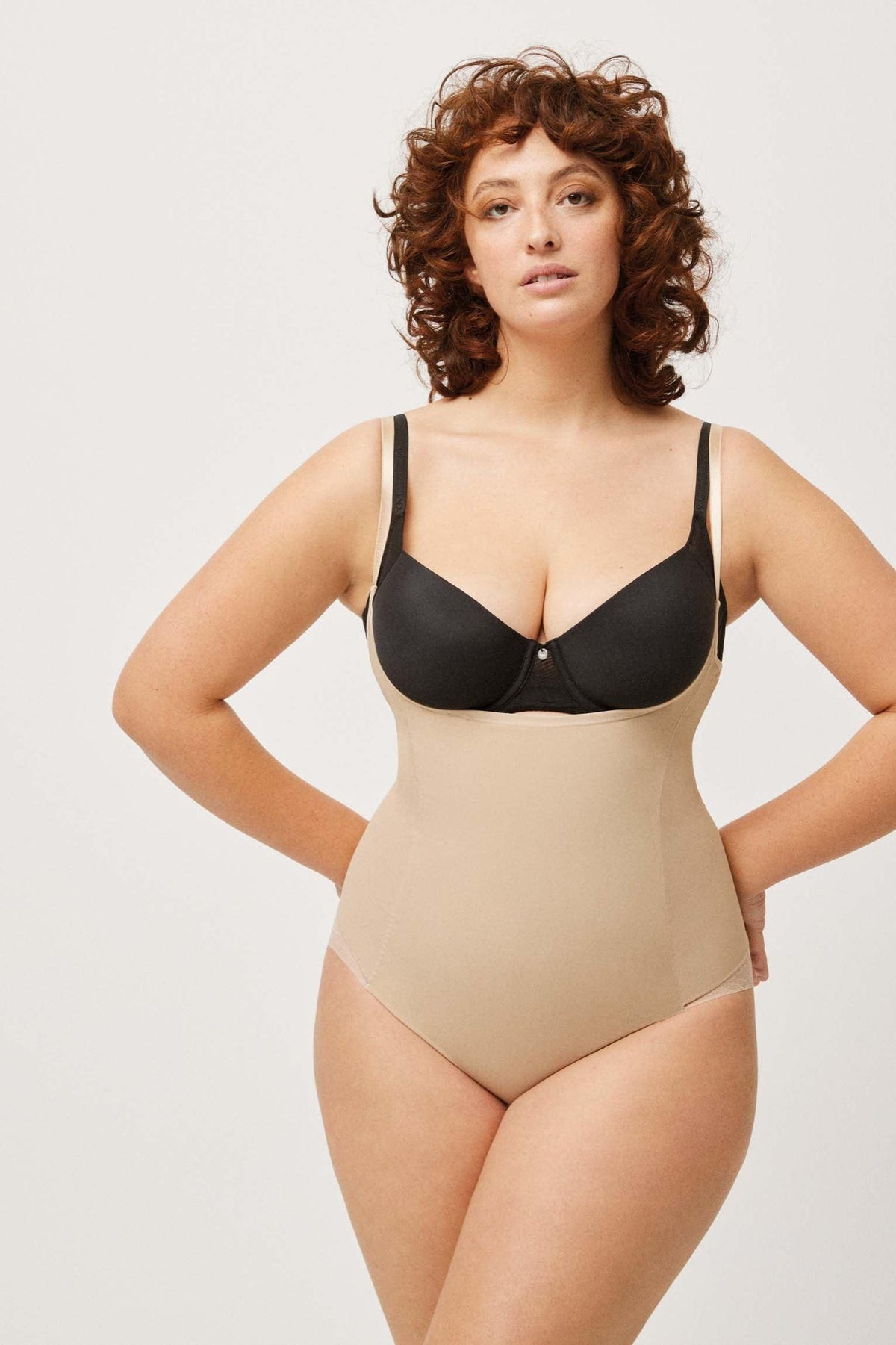 Body-up reductor con encaje nude