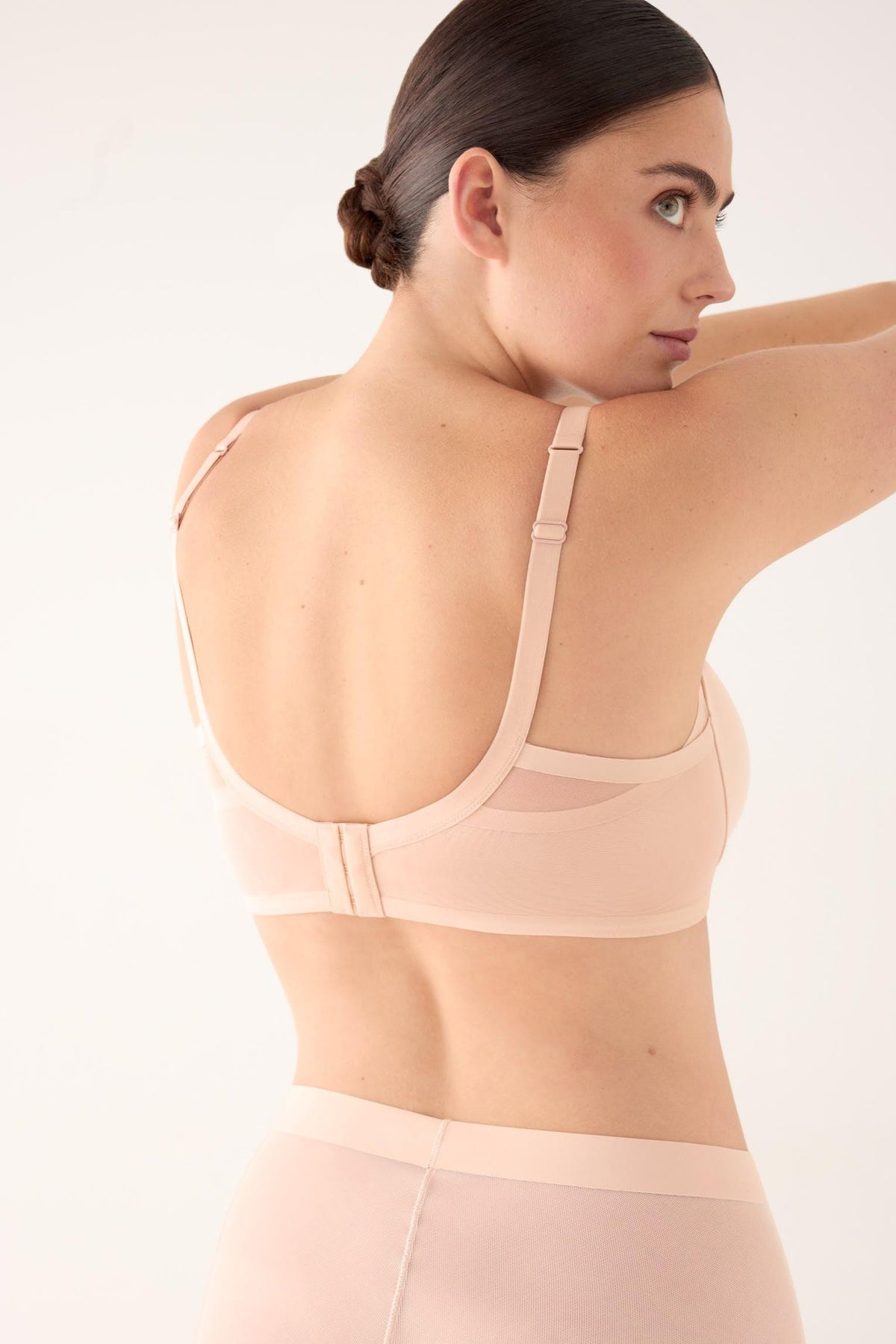 Brasier capacidad nomarks Sol con aro con relleno nude | Paula Echevarría
