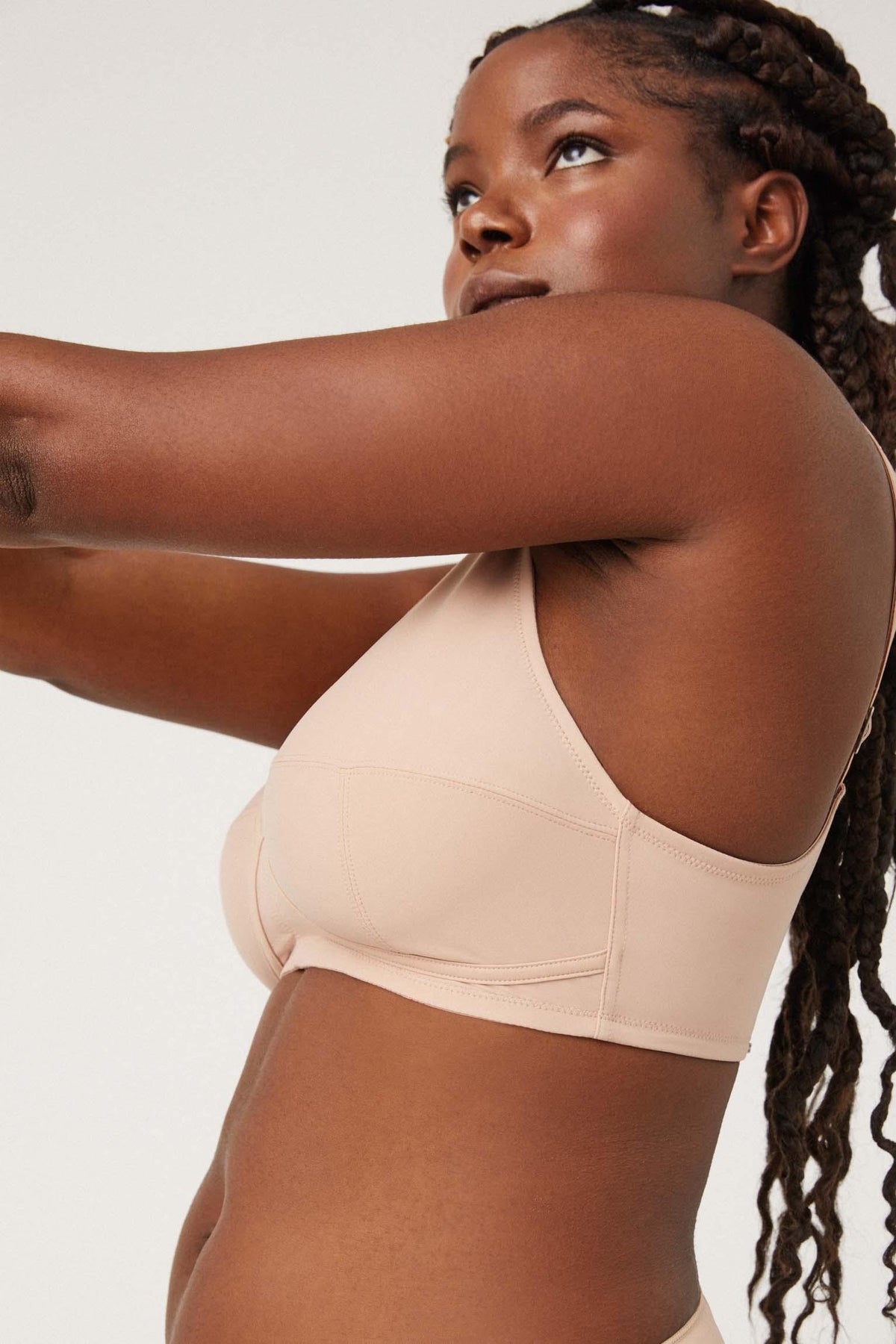 Brasier reductor triángulo nude copas D y E