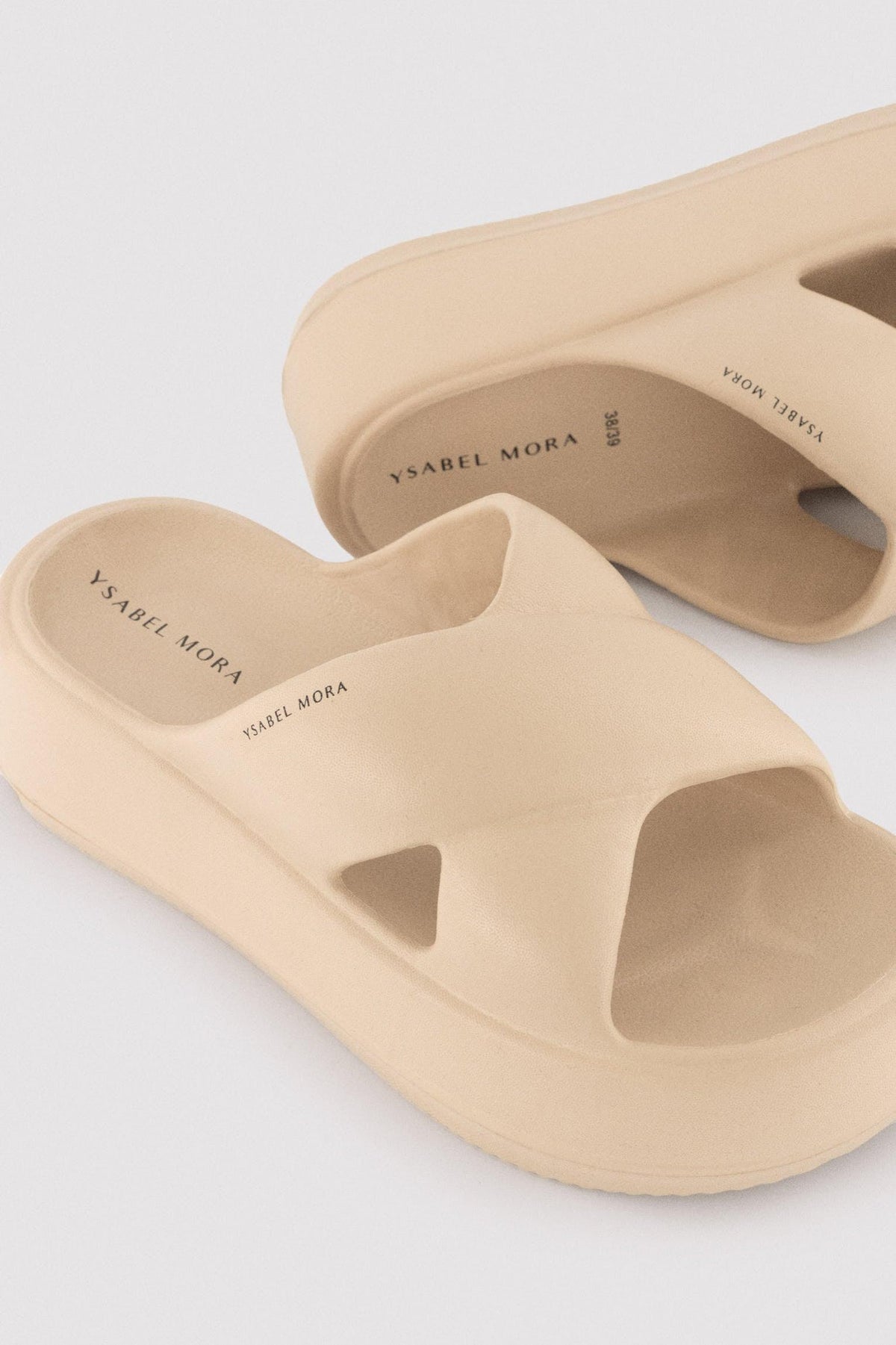 Chanclas de playa con plataforma antiderrapantes ligeras beige