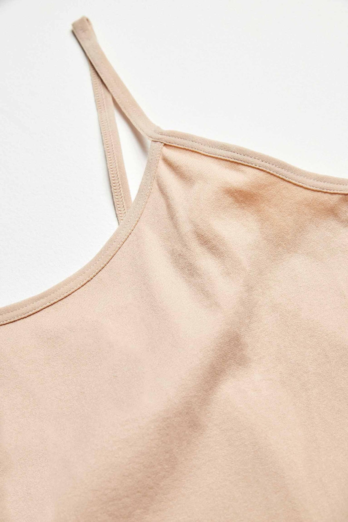 Camiseta interior de tirante fino nude