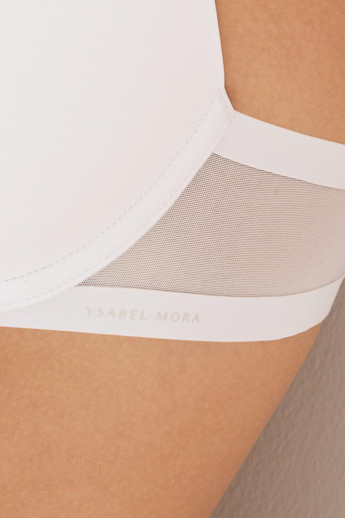 Brasier nomarks Paula con aro con relleno blanco | Paula Echevarría