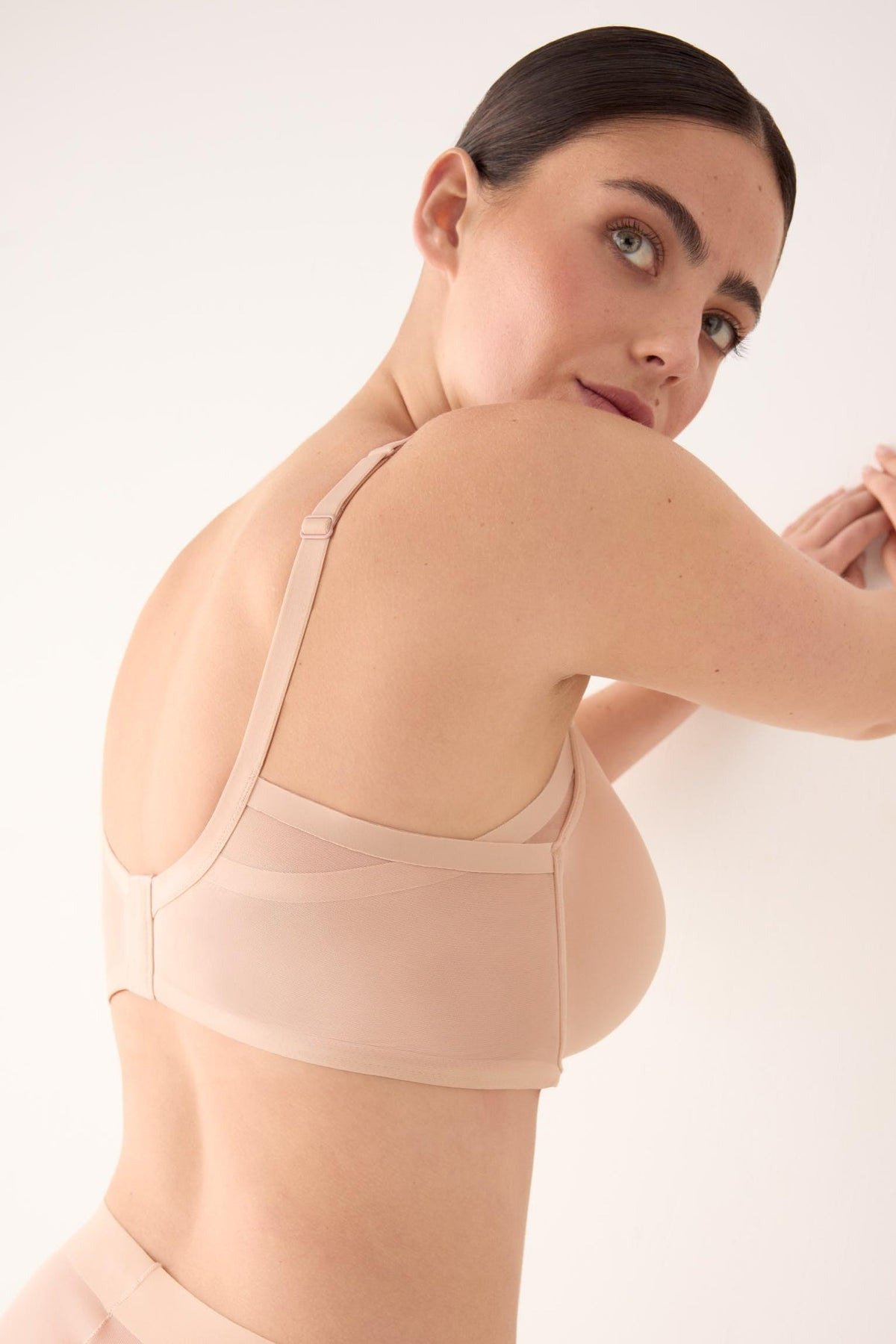 Brasier capacidad nomarks Sol con aro con relleno nude | Paula Echevarría