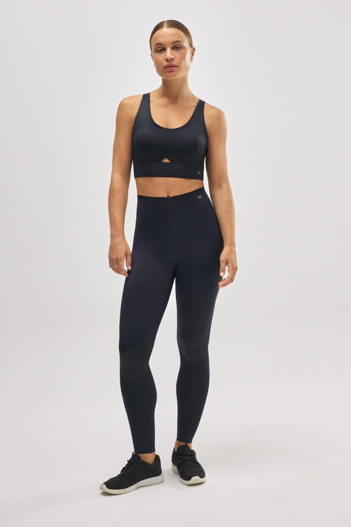Leggings deportivos compresivos largos vientre plano negro