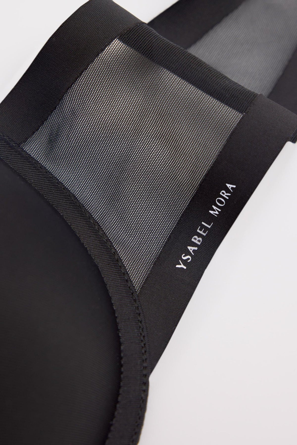 Brasier nomarks Mar strapless negro | Paula Echevarría